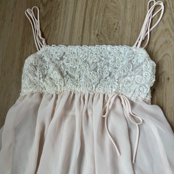 Vintage pink and cream lace pearl cami - Picture 2 of 4
